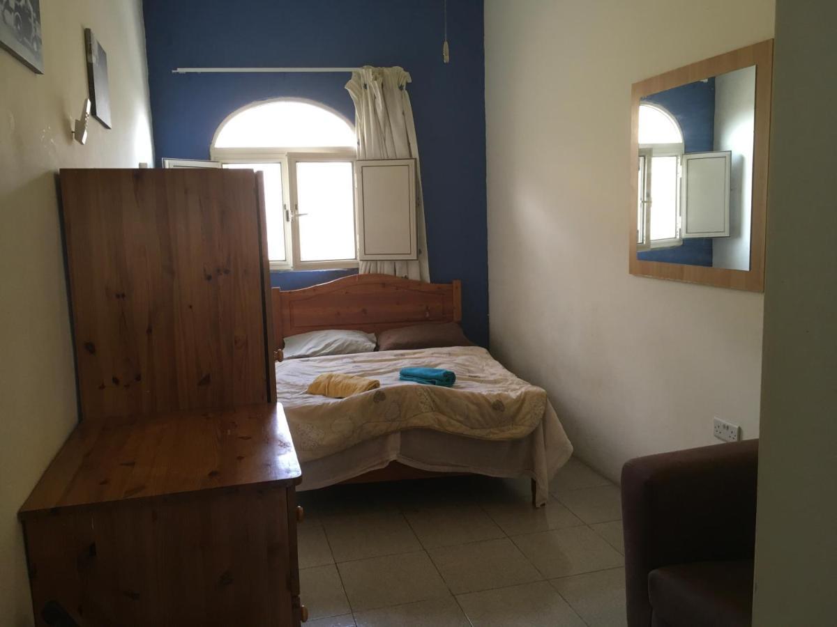 Butts Inn Annex Dormitory Hostel Ghajn il-Kbira  Kültér fotó